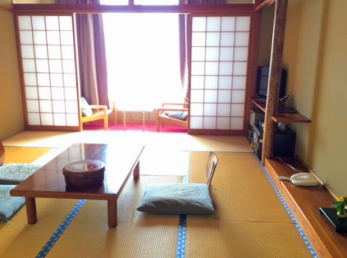 客室(禁煙)